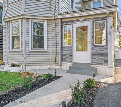 9 James St, Schenectady, NY 12302 - photo 2