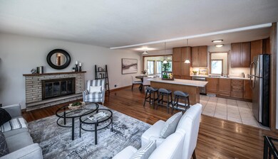 16205 5th Ave N, Plymouth, MN 55447 - photo 3