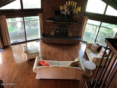 210 Broadmoor Dr, Hawley, PA 18428 - photo 5