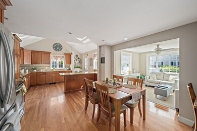 19 Adorn St, Weymouth, MA 02188 - photo 4