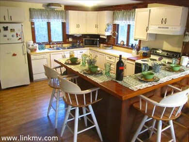 Kitchen with Oak Breakfast Bar