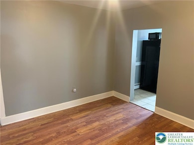 649 Shields St, Bethlehem, PA 18015 - photo 7