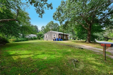 18 Indian Head Trail, Wakefield, RI 02879 - photo 2