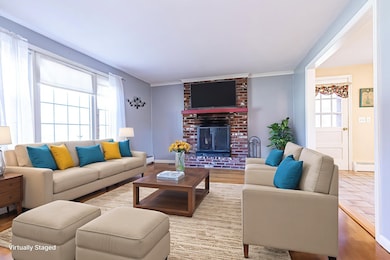 30 Gendron St, Nashua, NH 03062 - photo 2