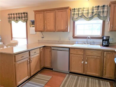 333 Woodfield Dr, Batesville, IN 47006 - photo 7