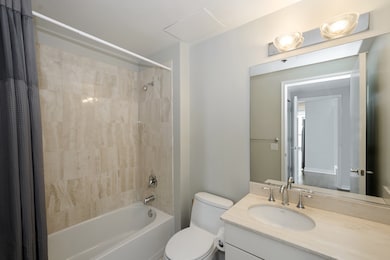 The Pearson unit 2606, Chicago, IL 60611 - photo 4