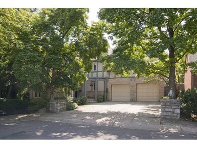 495 Columbia Place, Columbus, OH 43209 - photo 2