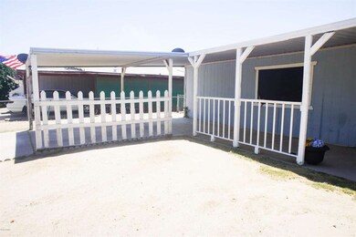 2 Carport