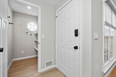 56 Warwick Turnpike unit 107, Warwick, NY 10990 - photo 4