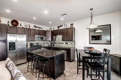 Beautiful Kitchen!!