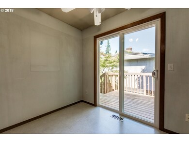 Kitchen/Outside