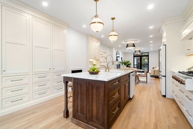 903 Beacon St unit 1, Boston, MA 02215 - photo 6