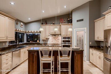 ISLAND w/ SEATING