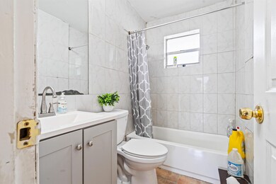 2761 NW 14th Ct, Fort Lauderdale, FL 33311 - photo 4