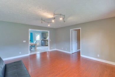 231 Indian Springs Cir, Manchester, TN 37355 - photo 4