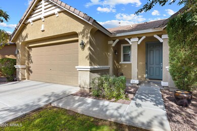 3470 E Desert Ln-4
