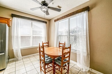 1527 Allison St, Alvin, TX 77511 - photo 7