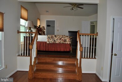 6305 Wood Pointe Dr unit PRIMARY BEDROOM, Glenn Dale, MD 20769 - photo 6