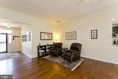 203 Spanish Oak Rd, Stephens City, VA 22655 - photo 3