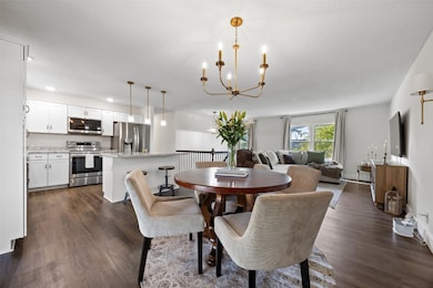 390 Crandall Dr NE, Cedar Rapids, IA 52402 - photo 7