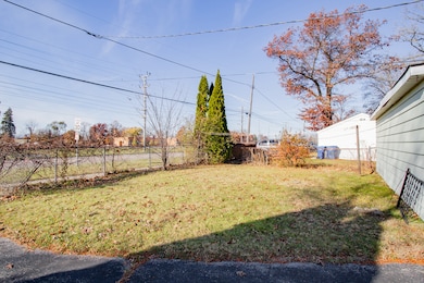 1312 N Linden Ave, Waukegan, IL 60085 - photo 6