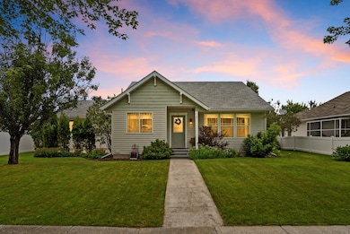 31 Austin St, Kalispell, MT 59901 - photo 2