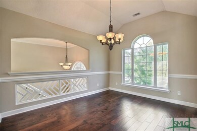 Nice dining room for entertaining your friends & f