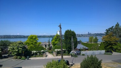 2718 60th Ave SE, Mercer Island, WA 98040 - photo 7