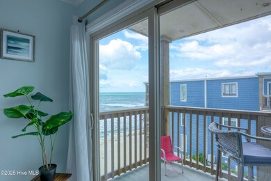 360 Topsail Reef - Interior - Edited_7