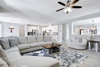 11212 Hill Top Bend, Helotes, TX 78023 - photo 4