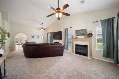 20241 E 42nd St S, Broken Arrow, OK 74014 - photo 3