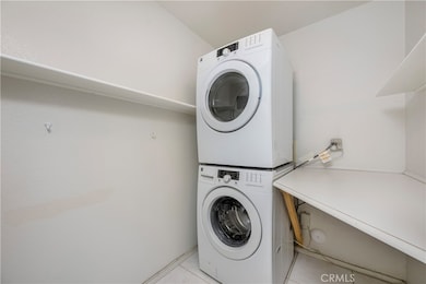 26307 Arboretum Way unit 304, Murrieta, CA 92563 - photo 6