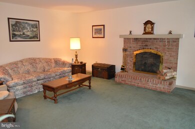 274 Chippenham Ln, Hockessin, DE 19707 - photo 7