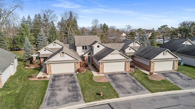 3020 Rivers Edge Dr, Wayne, MI 48184 - photo 4