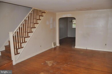 1108 Oakwood Dr, Glenolden, PA 19036 - photo 3