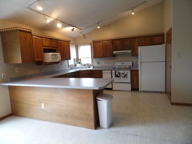 460 Ash St, Oregon, WI 53575 - photo 2