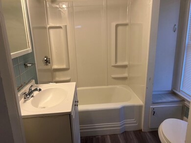 50 Franklin St unit 2/2nd Floor, Concord, NH 03301 - photo 7