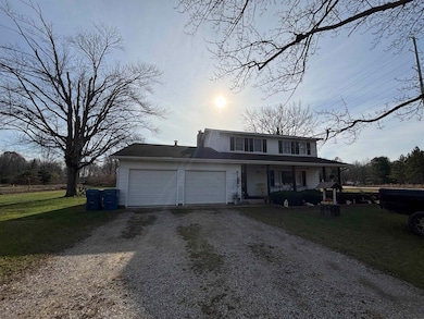 5477 W Greendale Ct, Mount Pleasant, MI 48858 - photo 3