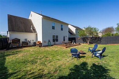 2121 Ballingarry Dr, Statesville, NC 28625 - photo 2