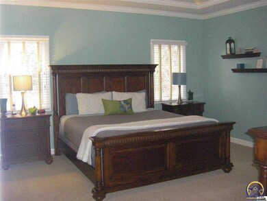 5613 SW 38th St, Topeka, KS 66610 - photo 7