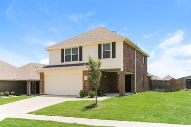 1707 Oriole St, Ennis, TX 75119 - photo 2