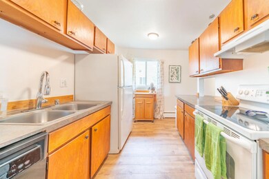 kitchen (2)