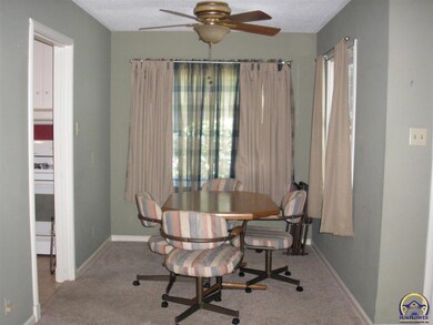 1815 SW Collins Ave, Topeka, KS 66604 - photo 3