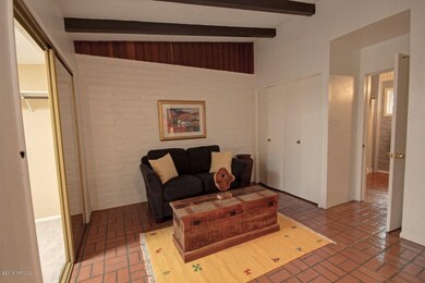 2461_bed4a