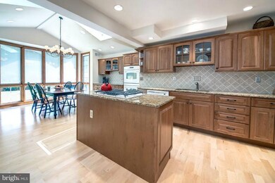 213 Paula Lynn Dr, Silver Spring, MD 20904 - photo 2