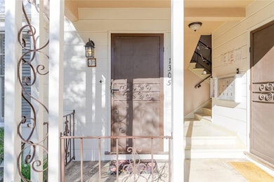 1305 E Glenoaks Blvd unit D, Glendale, CA 91206 - photo 5