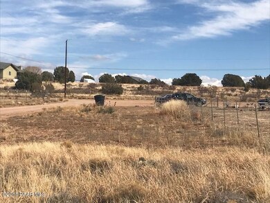 24450 N Shooters Pass, Paulden, AZ 86334 - photo 6