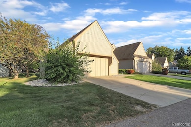 1109 Boulder Ct unit 46, Lansing, MI 48917 - photo 6