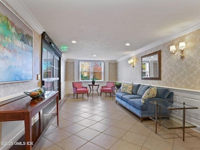 3 Putnam Hill unit 2b, Greenwich, CT 06830 - photo 4