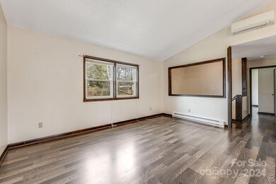 24 Harmon Cir, Asheville, NC 28803 - photo 6